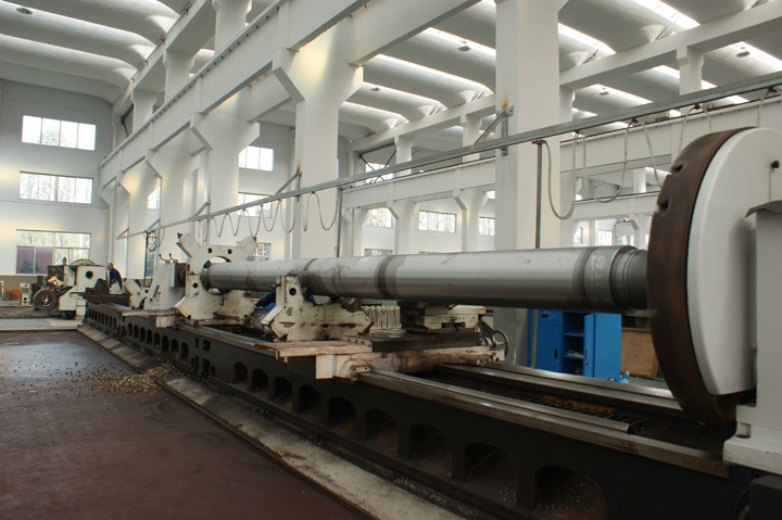 重型车床CW61160加工长度28m